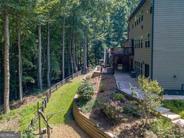 9240 Hollywood Drive, Gainesville, GA 30506