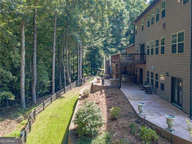9240 Hollywood Drive, Gainesville, GA 30506