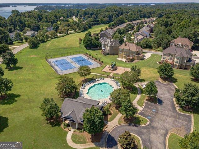 9240 Hollywood Drive, Gainesville, GA 30506