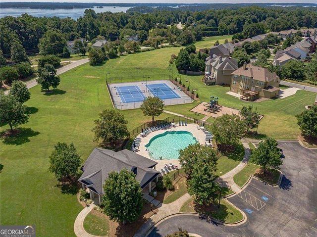 9240 Hollywood Drive, Gainesville, GA 30506