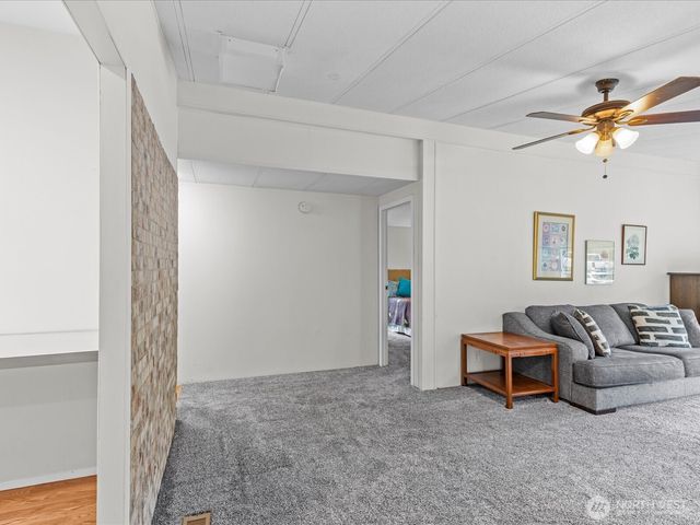 5800 164th Street SE, Snohomish, WA 98296