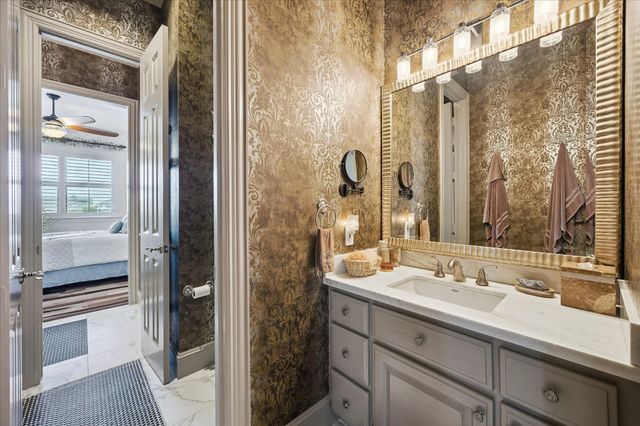 631 Northport Lane, League City, TX 77565