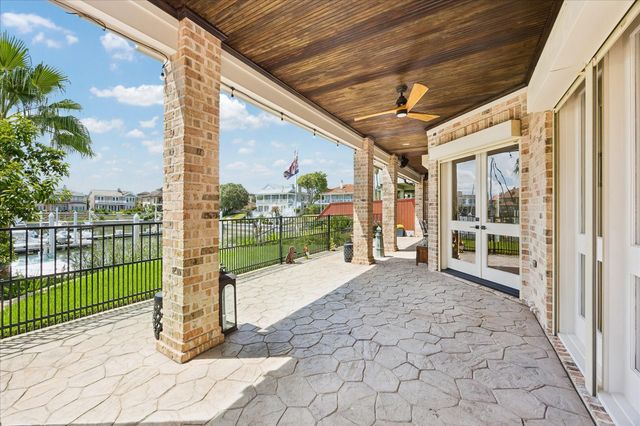 631 Northport Lane, League City, TX 77565