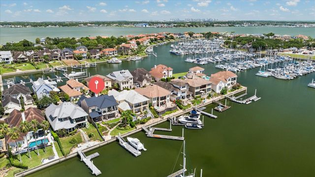 631 Northport Lane, League City, TX 77565