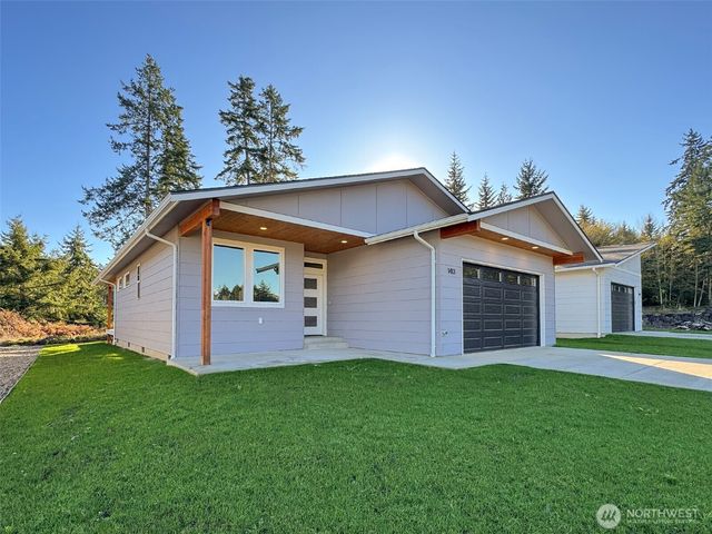 1413 Discovery Loop, Port Angeles, WA 98363