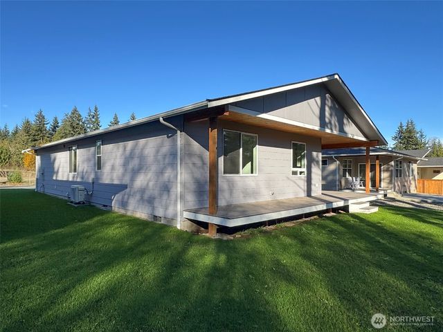 1413 Discovery Loop, Port Angeles, WA 98363