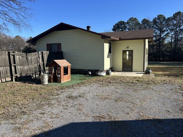 11331 Tullahoma Hwy, Tullahoma, TN 37388