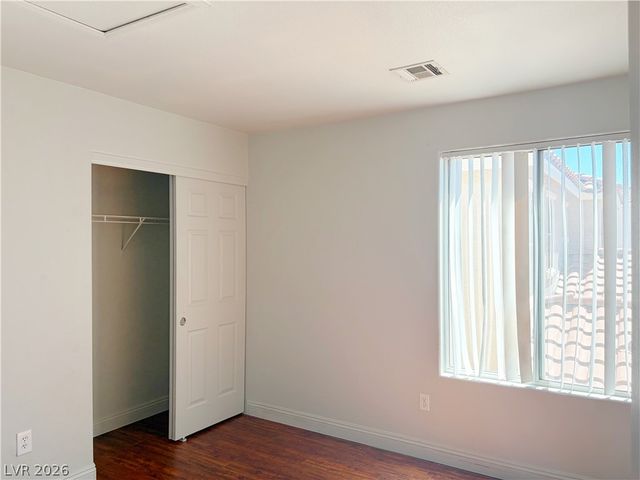 7796 Somerhill Point Way, Las Vegas, NV 89139