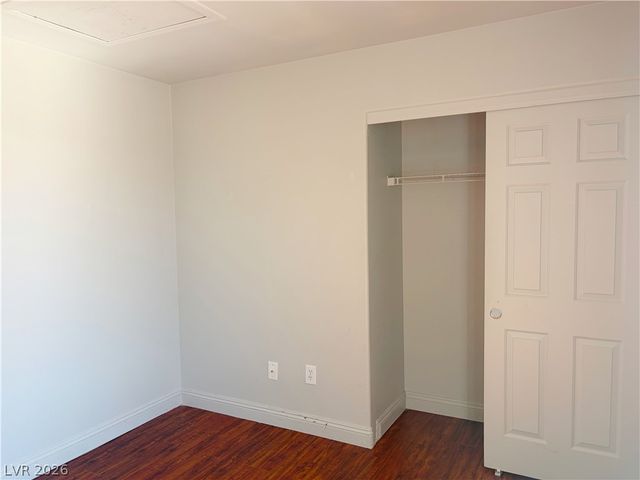 7796 Somerhill Point Way, Las Vegas, NV 89139