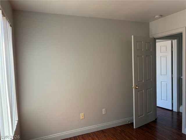 7796 Somerhill Point Way, Las Vegas, NV 89139