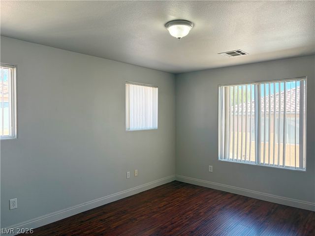7796 Somerhill Point Way, Las Vegas, NV 89139