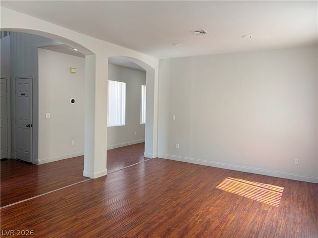 7796 Somerhill Point Way, Las Vegas, NV 89139