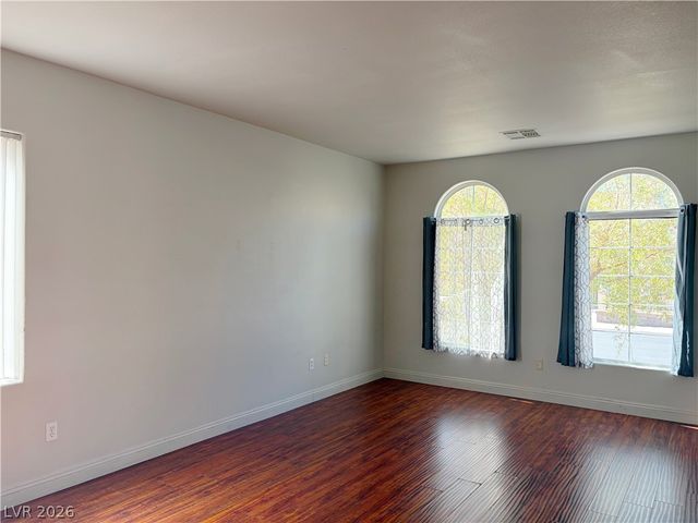 7796 Somerhill Point Way, Las Vegas, NV 89139