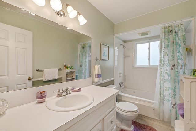 39370 Long Street, Harrison Twp, MI 48045