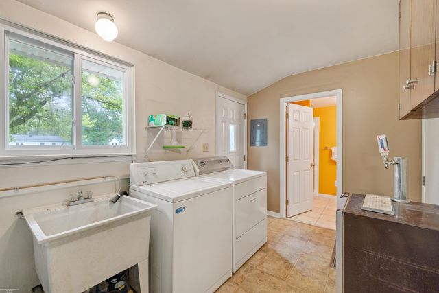 39370 Long Street, Harrison Twp, MI 48045