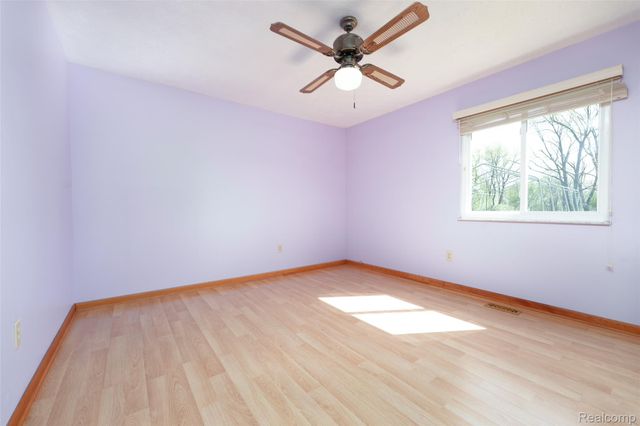 11891 Post Lane, Green Oak Township, MI 48178