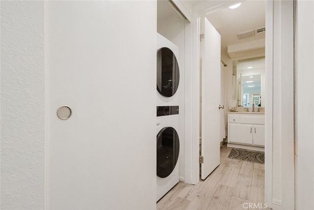 2700 Lawrence Crossley Road 37, Palm Springs, CA 92264
