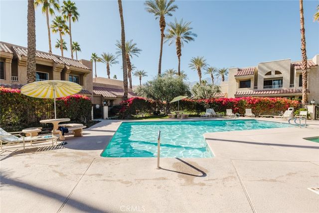 2700 Lawrence Crossley Road 37, Palm Springs, CA 92264