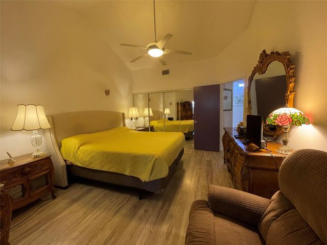 6711 Via Regina, Boca Raton, FL 33433