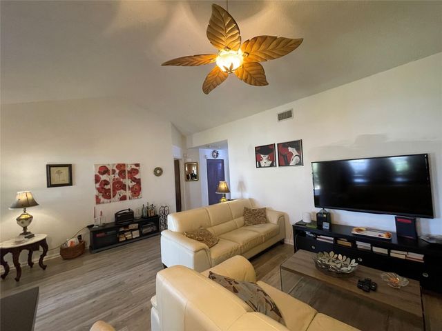 6711 Via Regina, Boca Raton, FL 33433