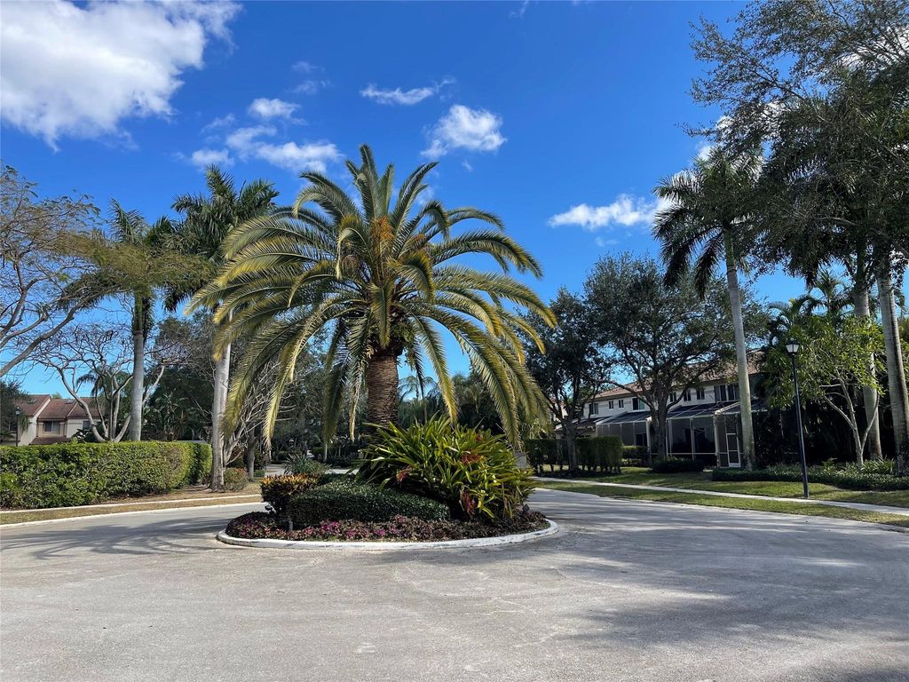 6711 Via Regina, Boca Raton, FL 33433