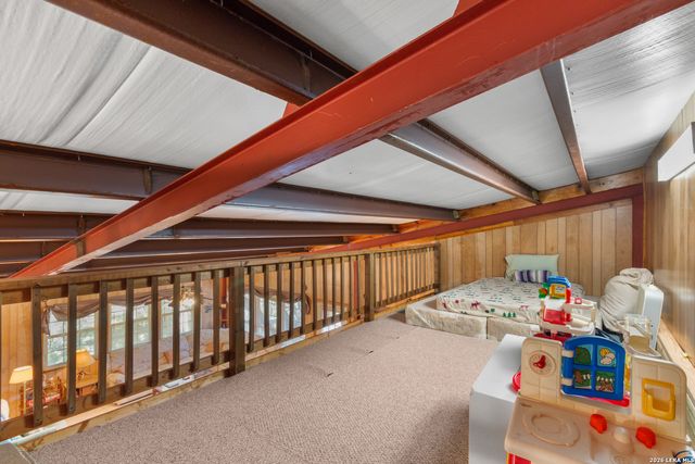 190 PRIVATE ROAD 275, Mico, TX 78056
