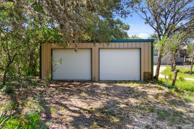 190 PRIVATE ROAD 275, Mico, TX 78056