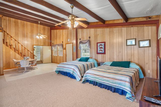 190 PRIVATE ROAD 275, Mico, TX 78056