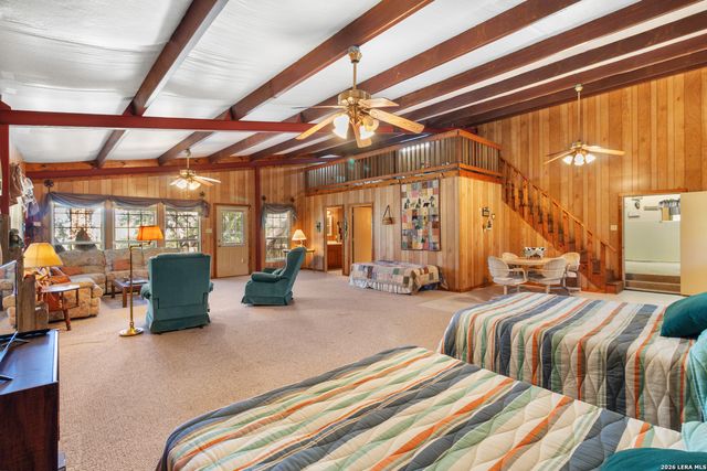 190 PRIVATE ROAD 275, Mico, TX 78056