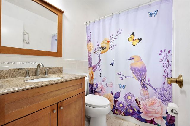 5011 NW 51st St, Tamarac, FL 33319