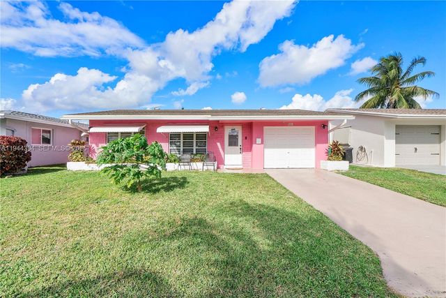 5011 NW 51st St, Tamarac, FL 33319