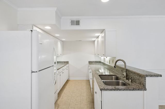 1129 W Main St Unit 8, Franklin, TN 37064