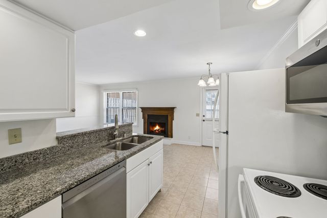 1129 W Main St Unit 8, Franklin, TN 37064