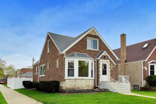 5921 N Melvina Avenue, Chicago, IL 60646
