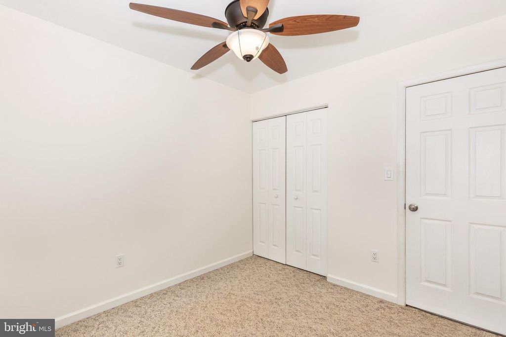 Image 26 of property listing at 6617 STIRRUP CT, Eldersburg, MD 21784