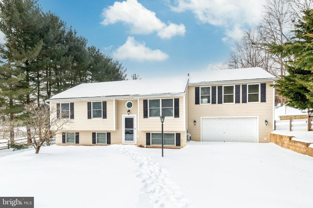 Image 48 of property listing at 6617 STIRRUP CT, Eldersburg, MD 21784