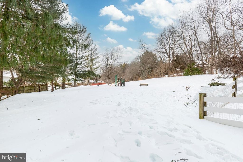 Image 54 of property listing at 6617 STIRRUP CT, Eldersburg, MD 21784