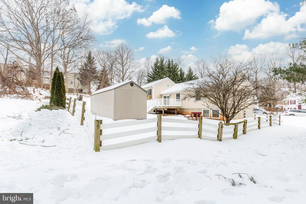 Image 55 of property listing at 6617 STIRRUP CT, Eldersburg, MD 21784