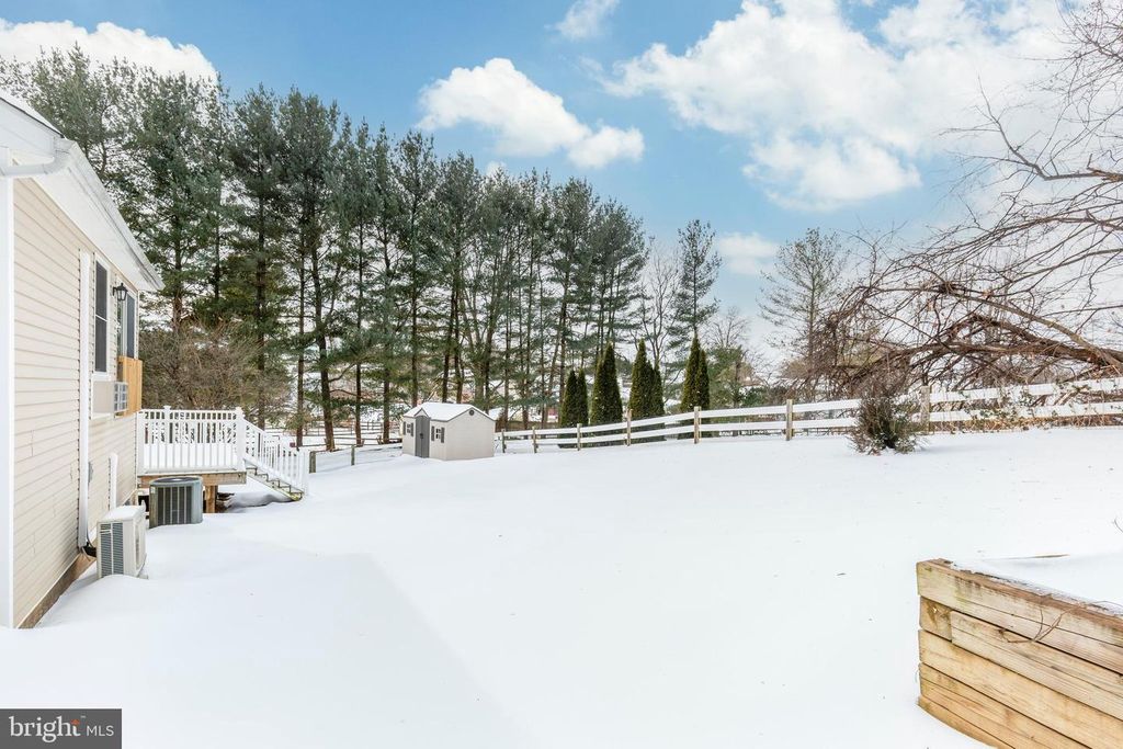 Image 57 of property listing at 6617 STIRRUP CT, Eldersburg, MD 21784