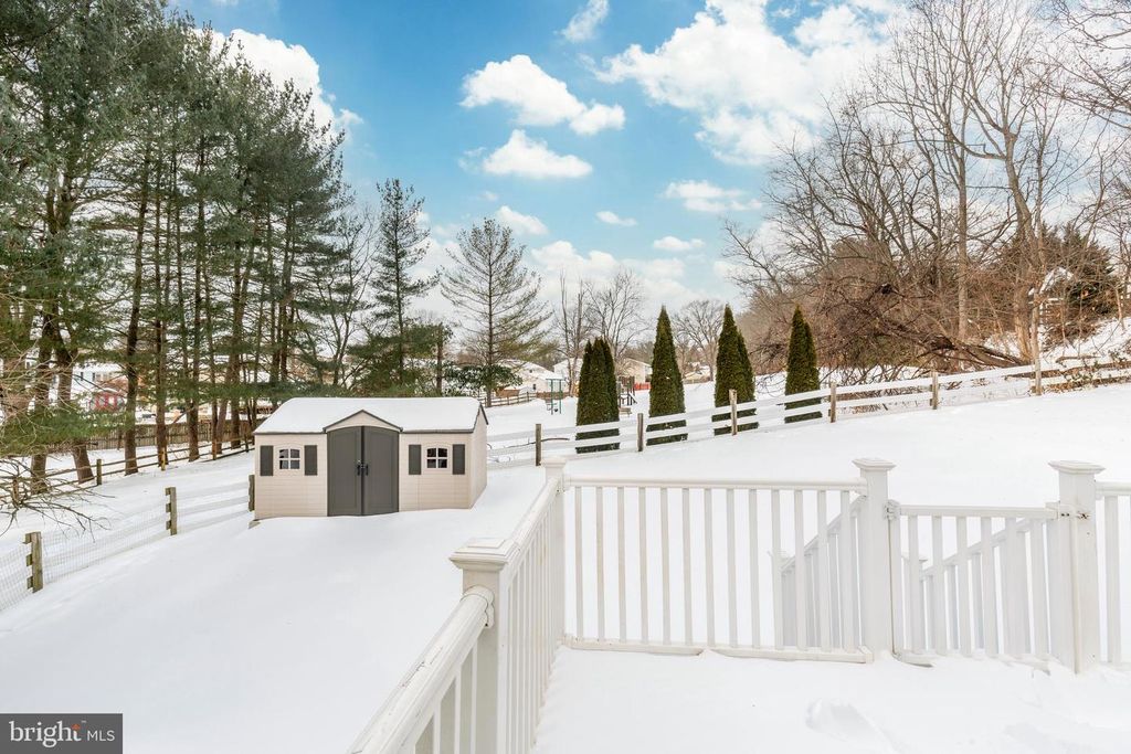 Image 64 of property listing at 6617 STIRRUP CT, Eldersburg, MD 21784