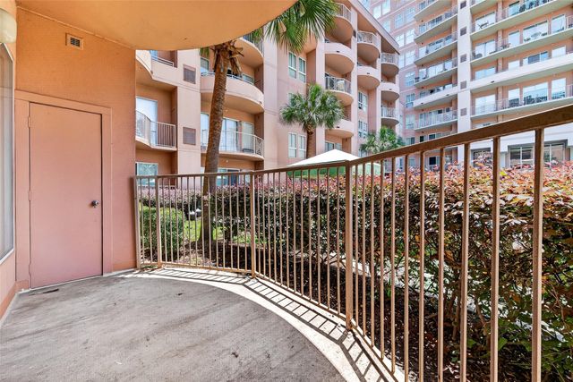3505 Sage 115, Houston, TX 77056