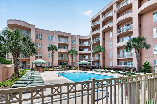 3505 Sage 115, Houston, TX 77056