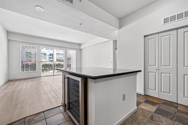 3505 Sage 115, Houston, TX 77056