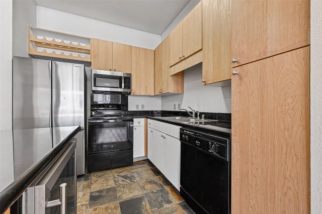 3505 Sage 115, Houston, TX 77056