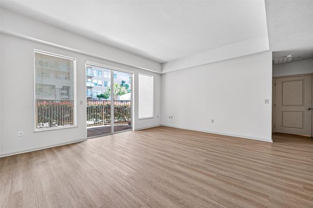 3505 Sage 115, Houston, TX 77056