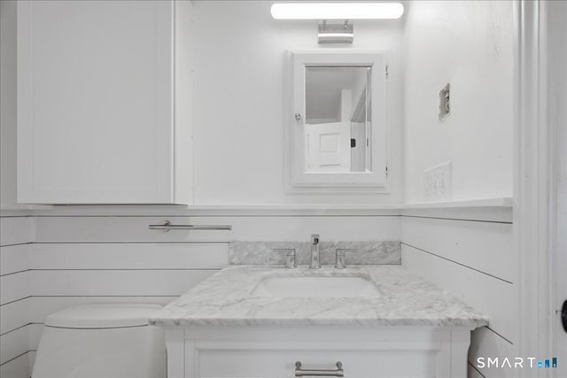 46 First Avenue, Waterford, CT 06385
