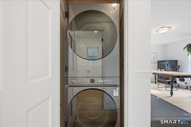 46 First Avenue, Waterford, CT 06385