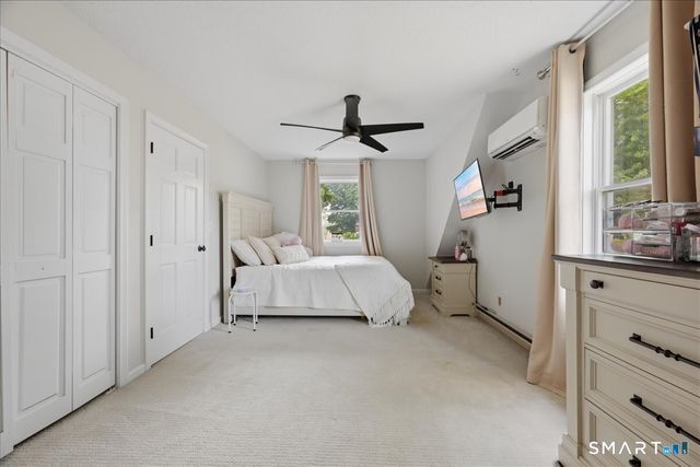 46 First Avenue, Waterford, CT 06385