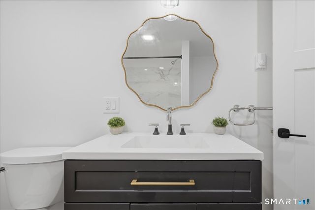 46 First Avenue, Waterford, CT 06385