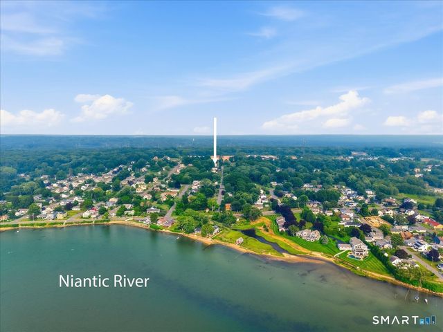 46 First Avenue, Waterford, CT 06385